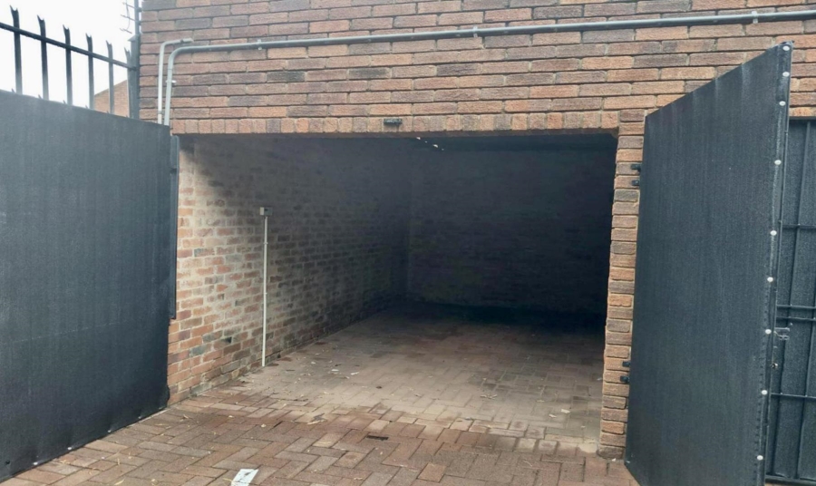 2 Bedroom Property for Sale in Westdene Free State
